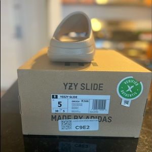 Yeezy Slides